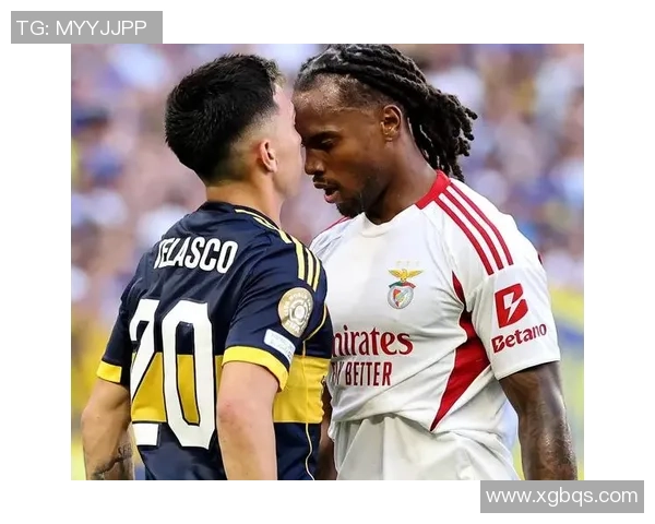 本菲卡逆转波尔图红牌争议引发全场热议精彩集锦回顾