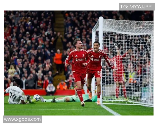 足总杯激战：利物浦小胜拜仁全场沸腾数据分析揭示精彩瞬间